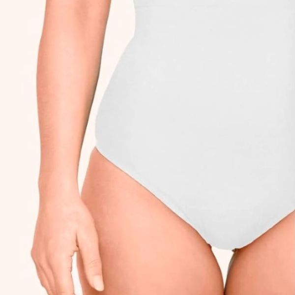 Chiloți modelatori cu talie înaltă